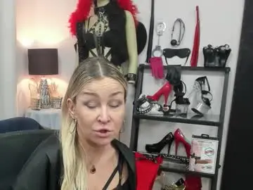 Chaturbate Live Sex Cam of crystalxohotty