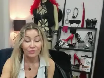 Chaturbate Watch Live Sex Cams of crystalxohotty