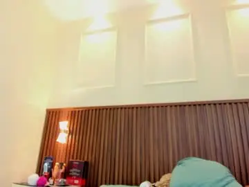 Chaturbate Live Sex Cam of marie_tapner