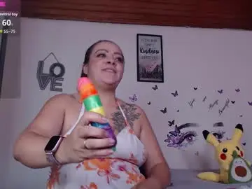 Chaturbate Live Sex Cam of mature_liaa