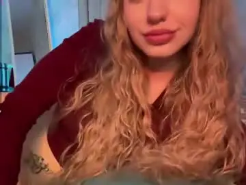Chaturbate Best live sex cam show of itsevedarkside_