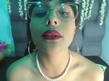 Chaturbate Sex Cam of lili_candies