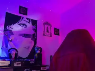 Chaturbate Live Sex Cam of holyeva
