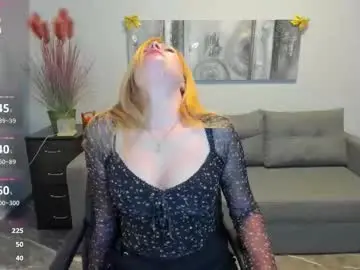 Chaturbate Best live sex cam show of mira_whitme