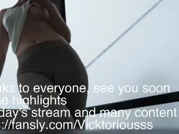 Chaturbate Live Sex Cam of sweetdreamvic