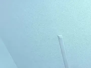 Chaturbate Live Sex Cam of valentinhaa