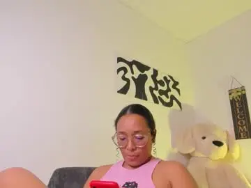 Chaturbate Live Sex of desty_y