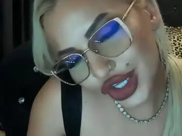 Chaturbate Sex Cam of lovelyblondyxxx