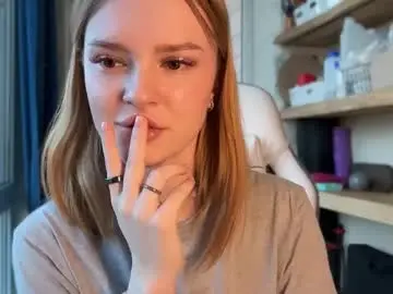 Chaturbate Nude Webcam of cyberl0ve_