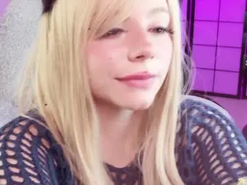 Chaturbate Live Sex Cam of shycinderella