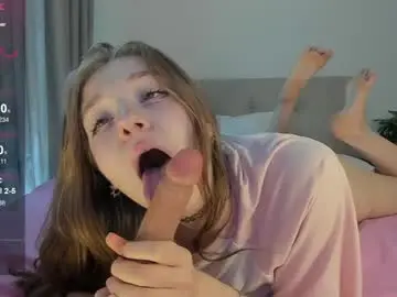 Chaturbate Best live sex cam show of shycinderella