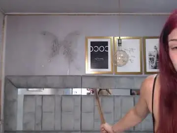 Chaturbate Nude Webcam of cute_martina_v