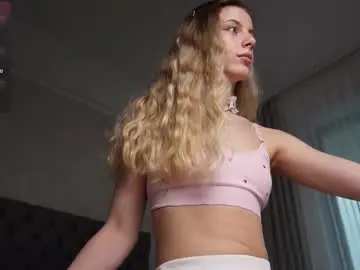 Chaturbate Sex Chat of evymiuu