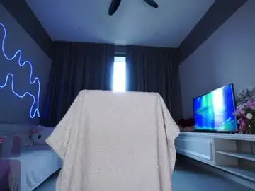 Chaturbate Live Porn of mayabaee1