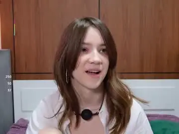 Chaturbate Sex Cam of sexy_me_bb