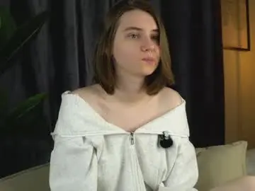 Chaturbate Live Sex of approche_toi_petite