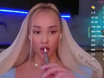 Chaturbate Sex Chat of blond_diamond