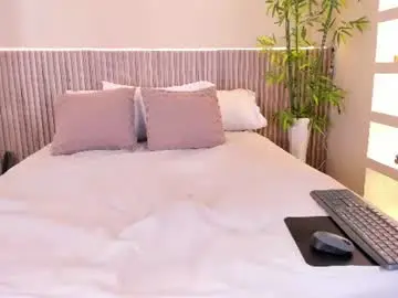 Chaturbate Live Sex of cloeharp