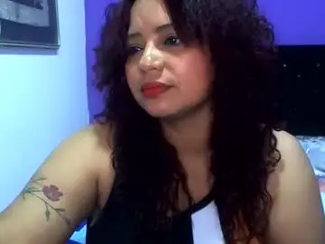 Chaturbate Adult Webcam of hotmaturelatin