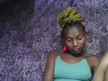 Chaturbate Live Sex Cam of hotiesveronique