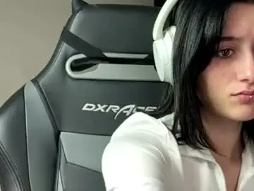 Chaturbate Free Porn Cam of merrillnoorigian