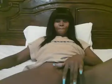 Chaturbate Nude Webcam of naughty_babe000