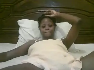 Chaturbate Live Porn of naughty_babe000