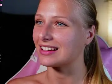Chaturbate Best live sex cam show of crystal_blond