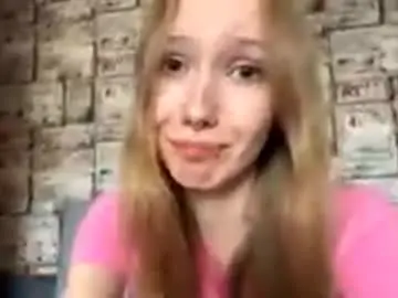 Chaturbate Adult Video Chat of gertrudeuran