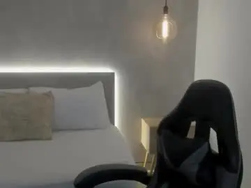 Chaturbate Watch Live Sex Cams of emma_rousse5