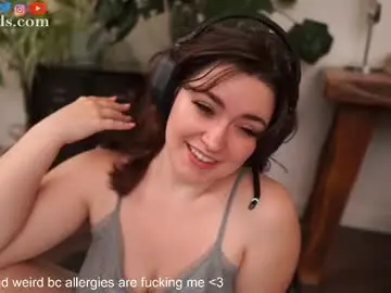 Chaturbate Live Sex Cam of serareads