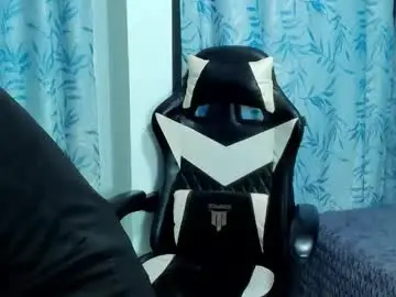 Chaturbate Best live sex cam show of lessly_kittyn