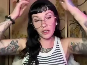 Chaturbate Live Sex Cam of marcelinealtaria
