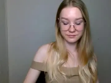 Chaturbate Nude Webcam of abbymoore__