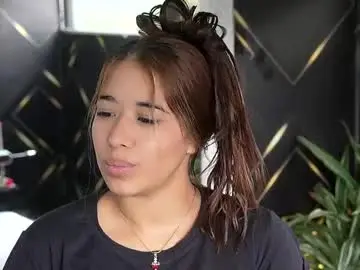 Chaturbate Live Sex Cam of gabriela_salgado