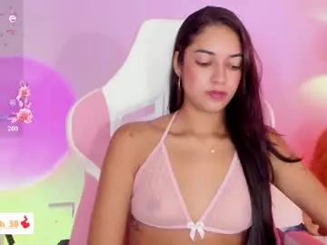 Chaturbate Best live sex cam show of lexy_bran