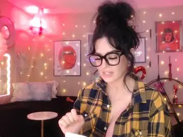 Chaturbate Best live sex cam show of milf_lacey