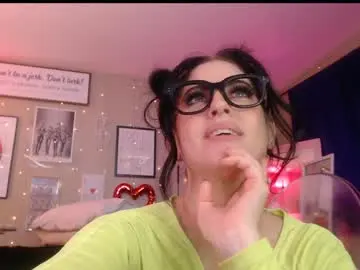 Chaturbate Best live sex cam show of milf_lacey