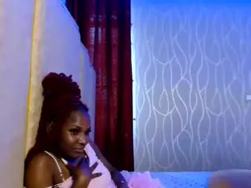 Chaturbate Live Sex of raven_luxe