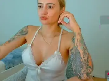 Chaturbate Adult Video Chat of pennyy__