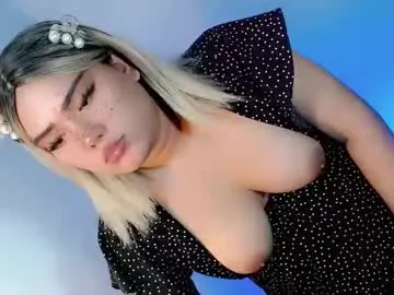 Chaturbate Live Sex Cam of urasian_pampelatch