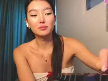Chaturbate Live Sex of hey_herbal