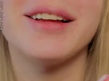 Chaturbate Watch Live Sex Cams of lililok101