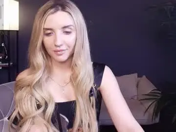 Chaturbate Sex Chat of mi1a_