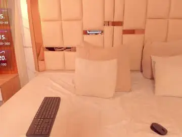 Chaturbate Live Sex Cam of samanta_quinn