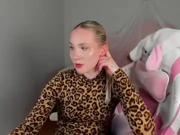 Chaturbate Adult Webcams of elaravoltage
