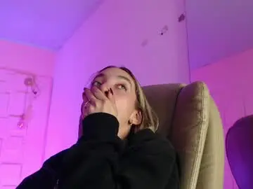 Chaturbate Free Live Porn of lia_bloom22