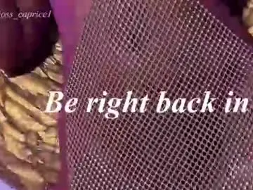 Chaturbate Live Sex Cam of joss_caprice