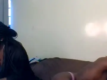 Chaturbate Live Sex Cam of purple_honey2
