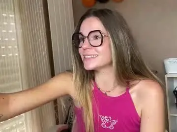 Chaturbate Private Sex Chat of lucie_hot